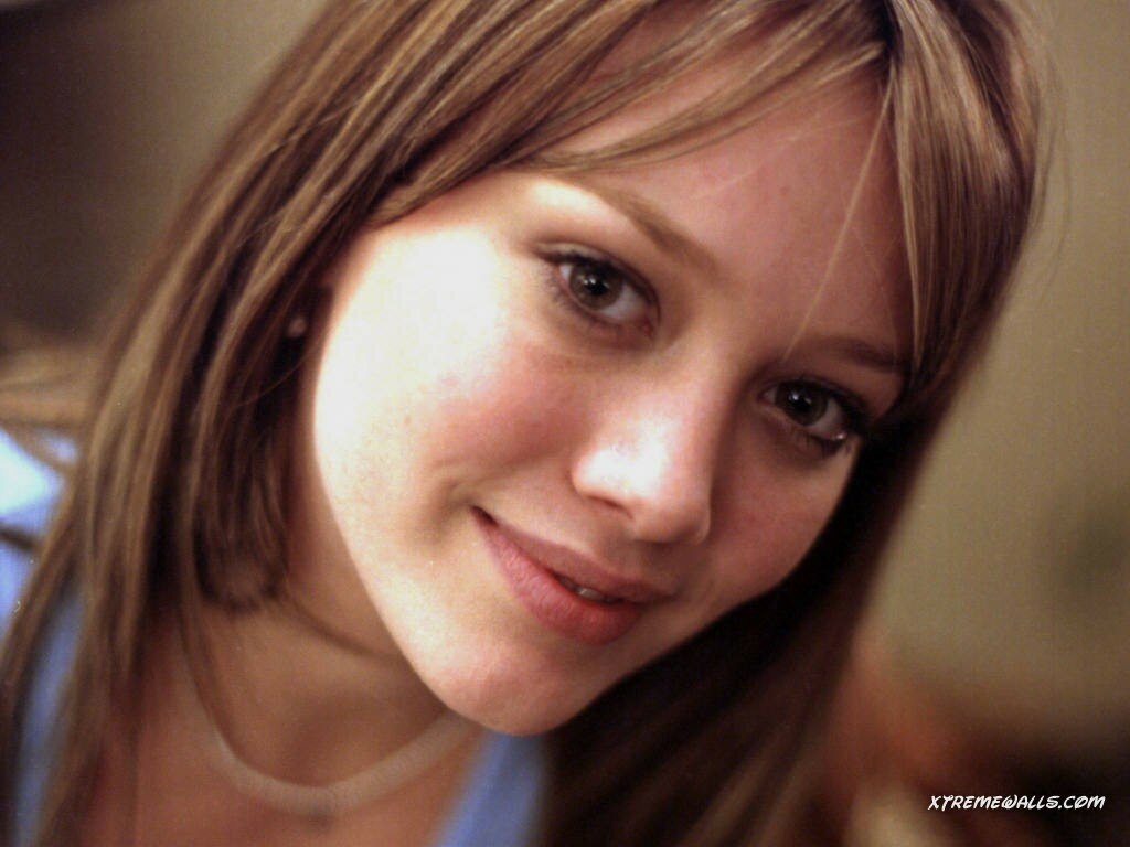 hilary-duff-159-01.jpg